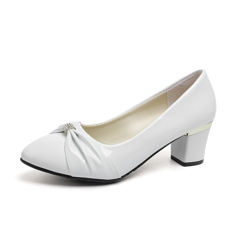 Women'S Fashion Designer Clothes - Designer damespumps met medium hak, nude,