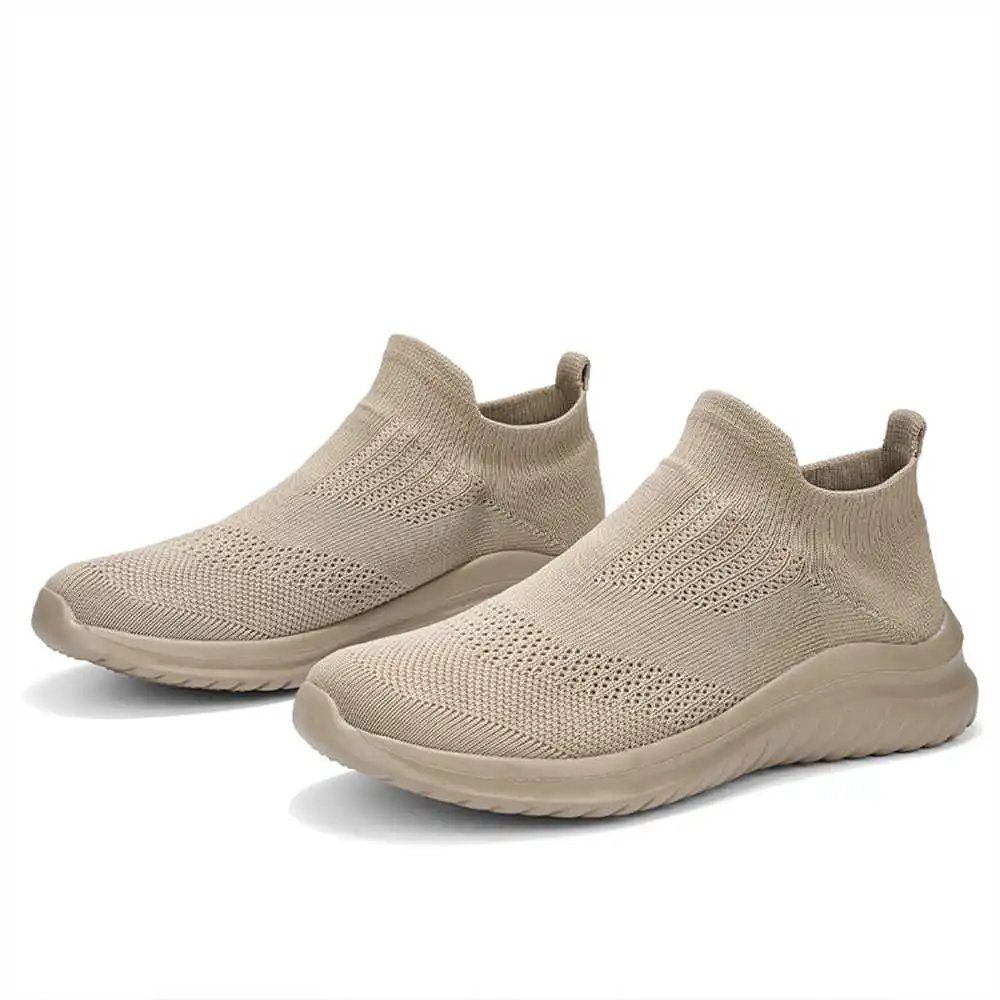 Beige Zachte Nieuwe Nieuwighei - Women Fashion Over 40 recensie en prijs