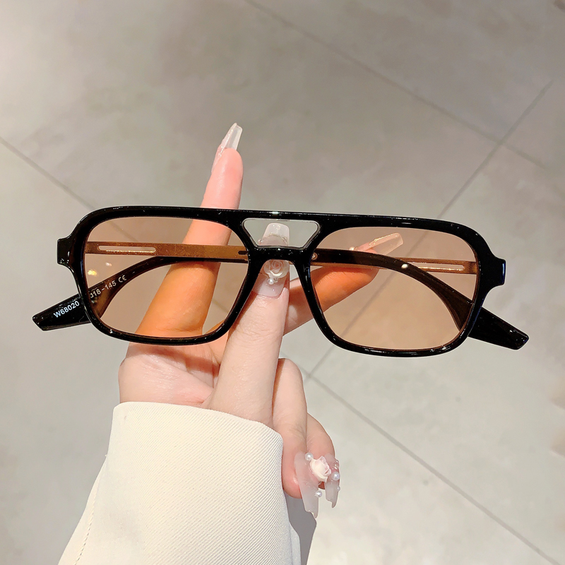 Trendy dames zonnebrillen met  - Women'S Fashion Eyeglasses recensie en prijs